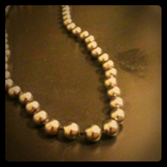 Necklace - Picture 1 of 3